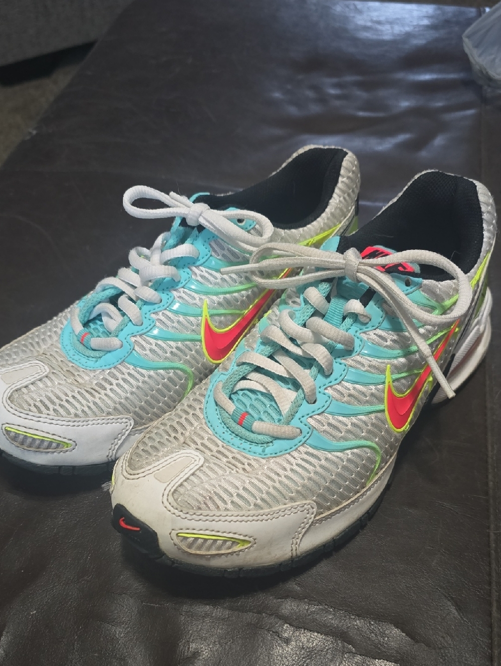 Nike Womens White Teal and Neon Pink Running Sneakers